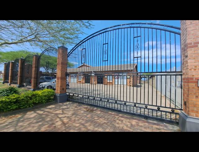 83M² OFFICE TO LET IN RICHARDS BAY CENTRAL